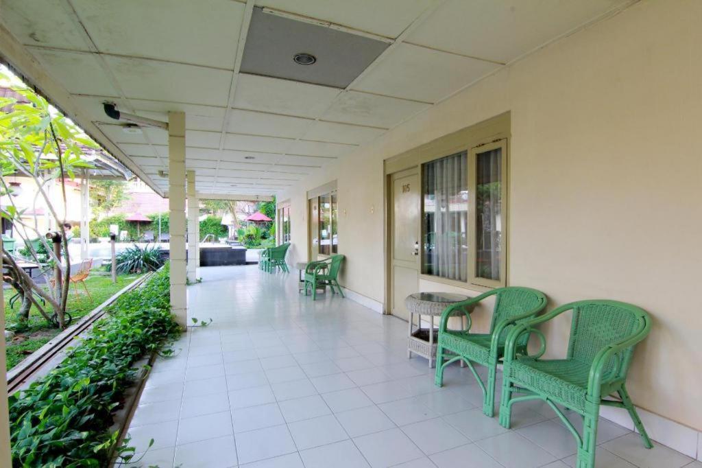 Hotel Grand Rosela Jogjacarta Exterior foto