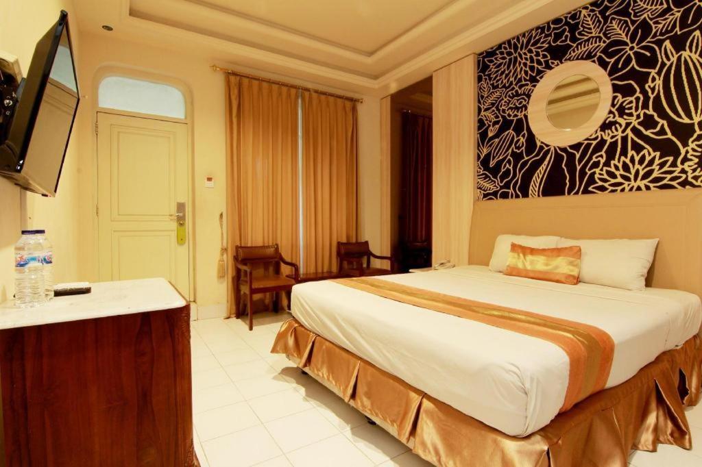 Hotel Grand Rosela Jogjacarta Exterior foto