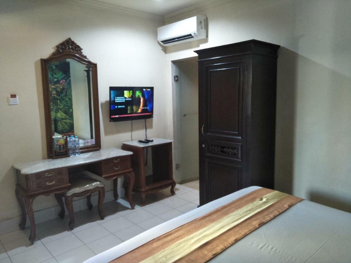 Hotel Grand Rosela Jogjacarta Exterior foto