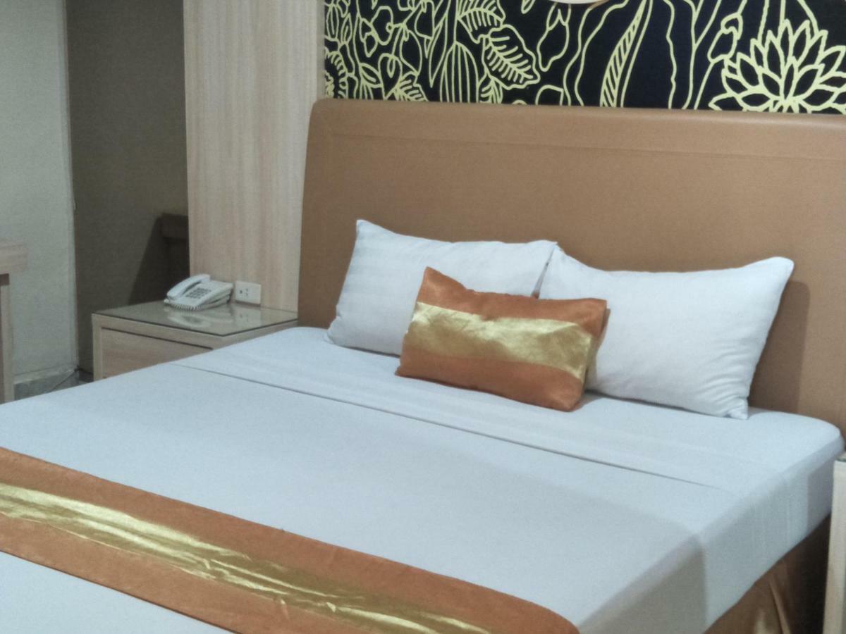 Hotel Grand Rosela Jogjacarta Exterior foto