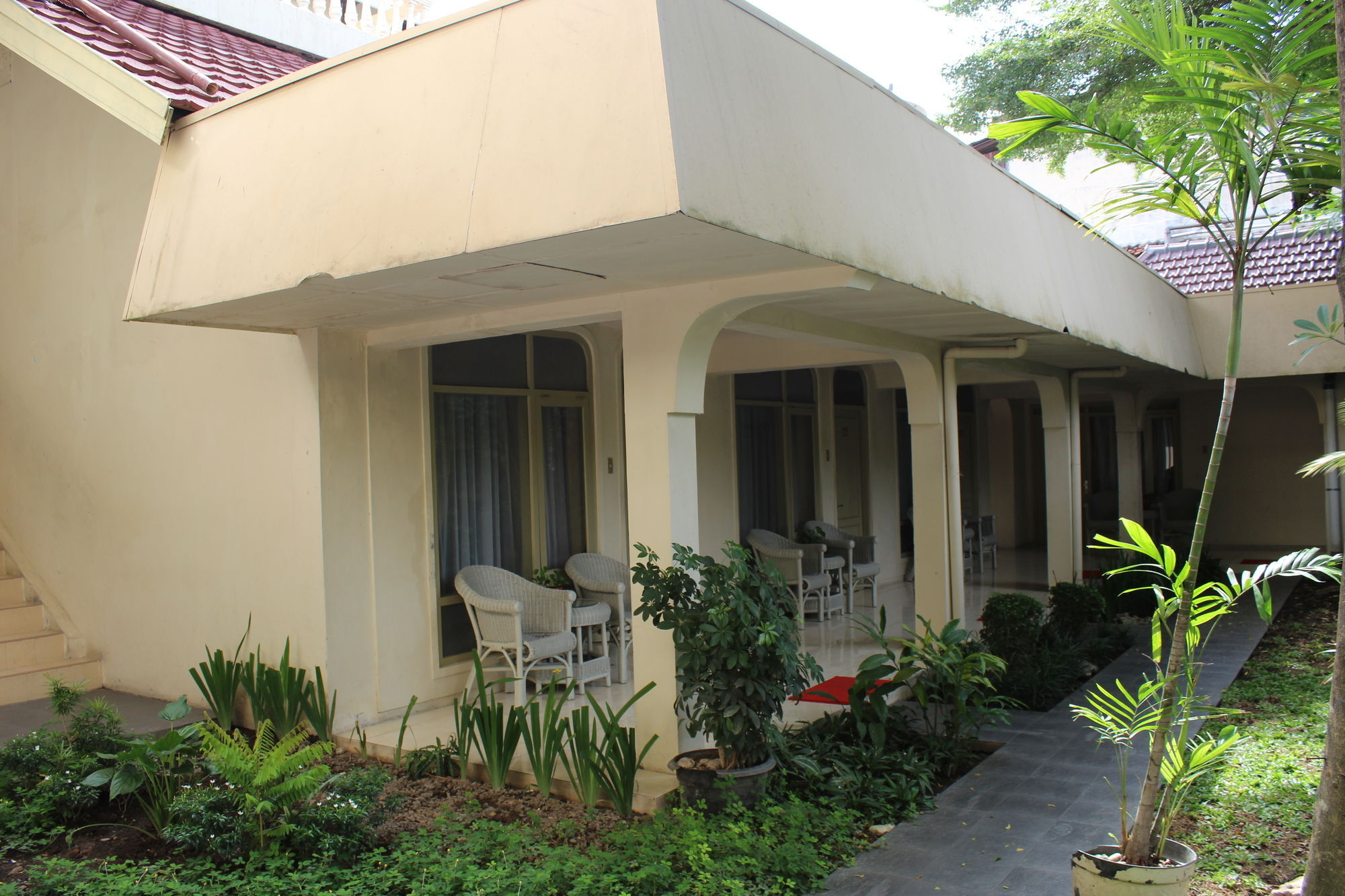 Hotel Grand Rosela Jogjacarta Exterior foto