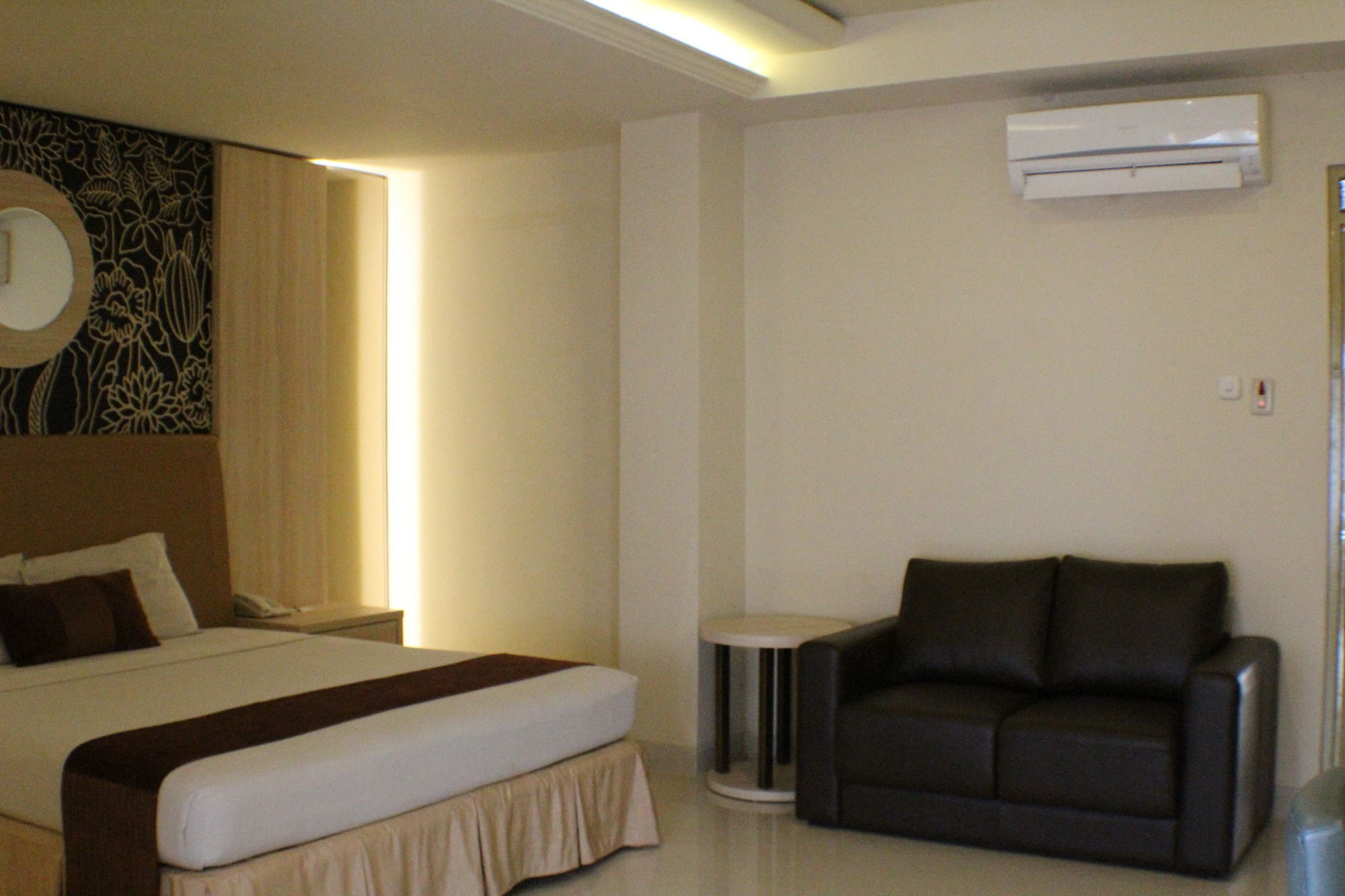Hotel Grand Rosela Jogjacarta Exterior foto